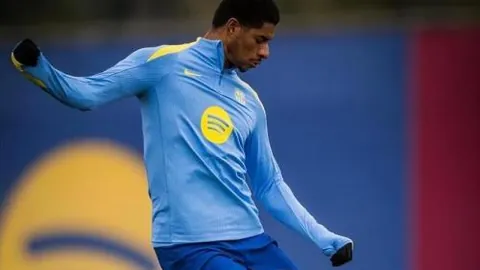 《激战东部风云：奇才主场能否逆袭尼克斯，一较高下？》